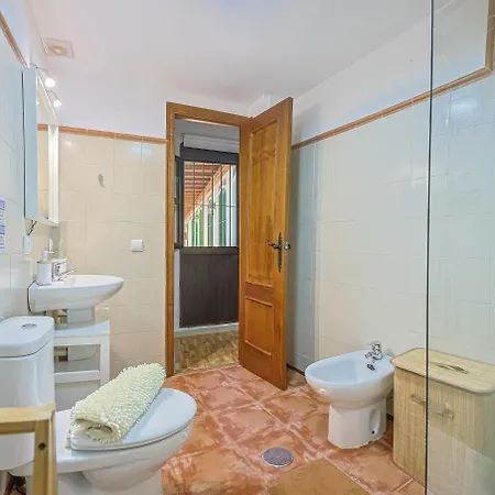 Loft B2, In * Севилья